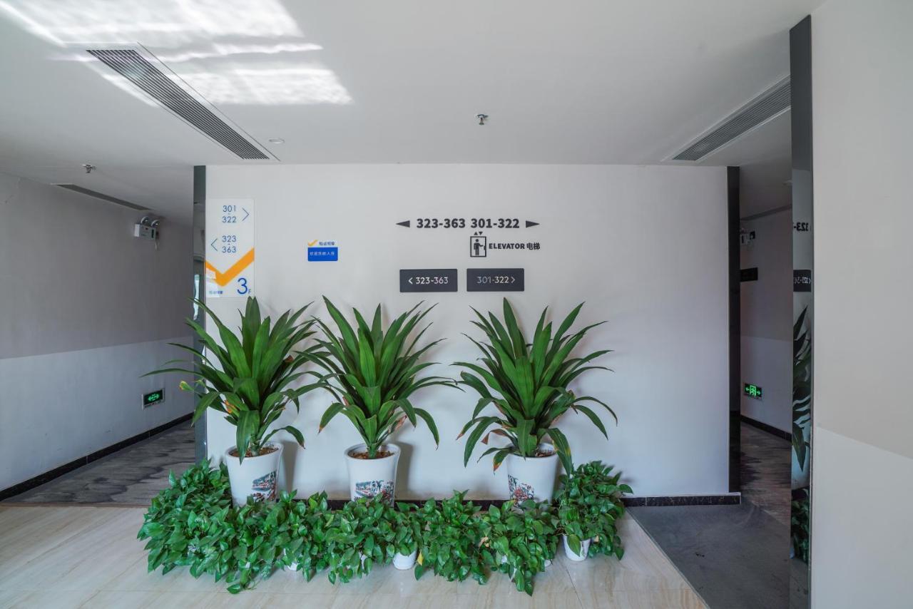Felice Hotel-Guangzhou Baiyun International Airport Renhe Metro Station Branch Cantão Exterior foto