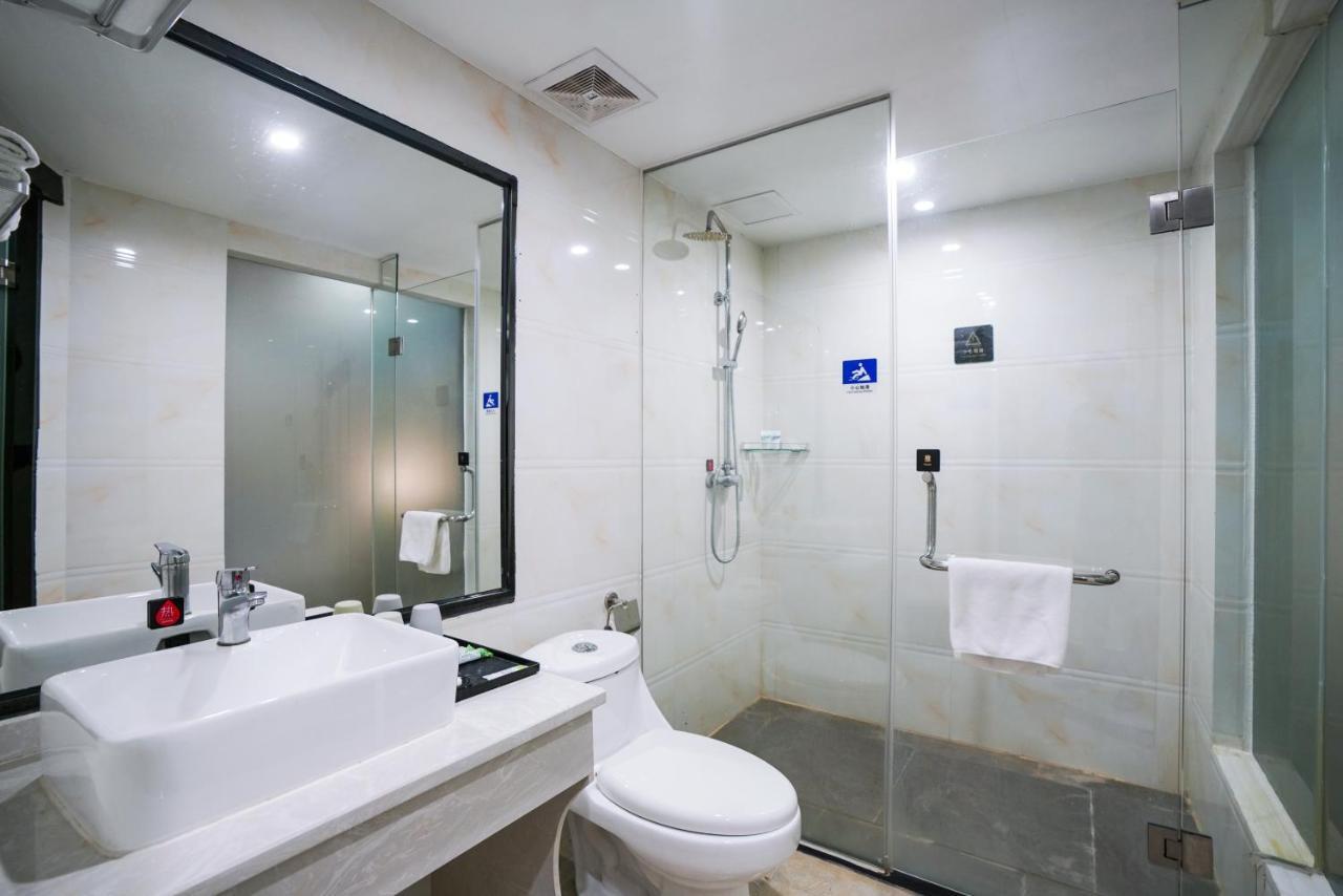 Felice Hotel-Guangzhou Baiyun International Airport Renhe Metro Station Branch Cantão Exterior foto